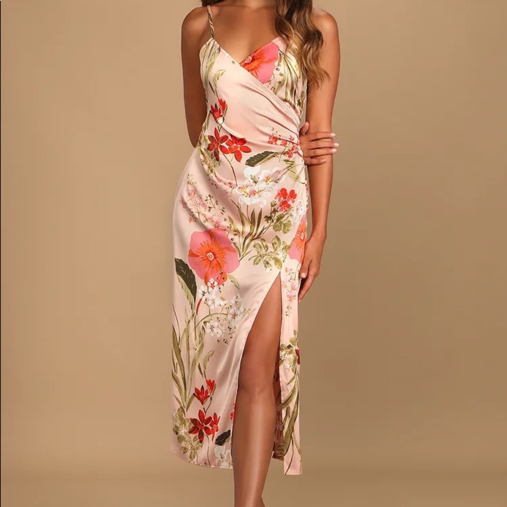 Lulu’s satin midi dress - pink floral - size S.